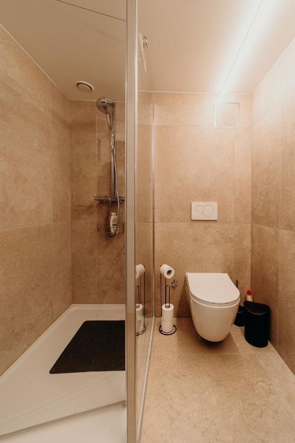 Tiny Stone Apartment Maredret Exterior photo
